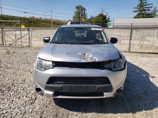 Photo 9 from auction – 2015 MITSUBISHI OUTLANDER with VIN JA4AD2A3XFZ002401