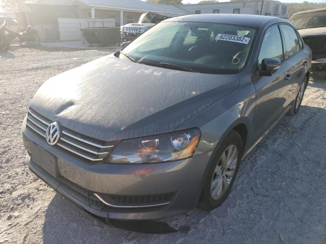 Photo 2 from auction – 2015 VOLKSWAGEN PASSAT S with VIN 1VWAT7A39FC091867