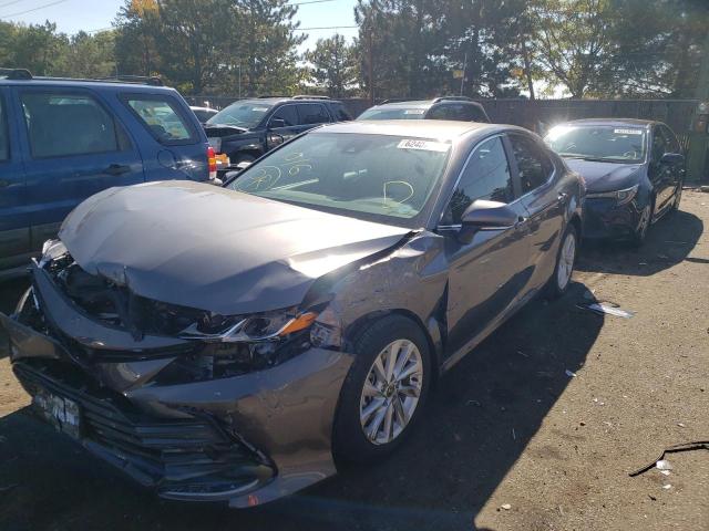 Photo 2 from auction – 2022 TOYOTA CAMRY LE with VIN 4T1C11BK9NU072079