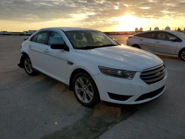 FORD TAURUS SE 2016 مع رقم تعريف المركبة 1FAHP2D87GG150463 - صورة من المزاد