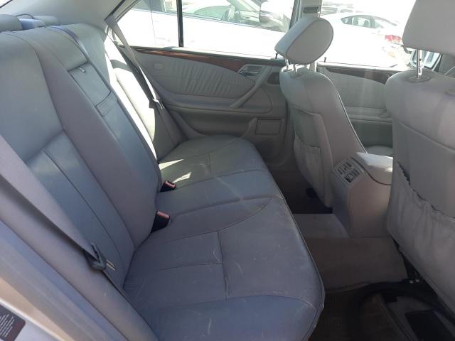 Photo 6 from auction – 2002 MERCEDES-BENZ E 320 with VIN WDBJF65J82B461105