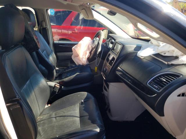 Photo 5 from auction – 2012 CHRYSLER TOWN & COU with VIN 2C4RC1BG5CR305969