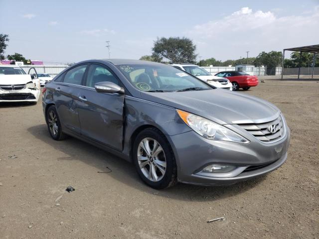 HYUNDAI SONATA SE 2013 with VIN 5NPEC4AC8DH735606 - Photo from auction