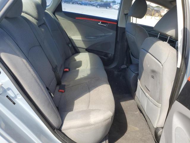 Photo 6 from auction – 2011 HYUNDAI ACCENT with VIN 5NPEB4AC1BH225131