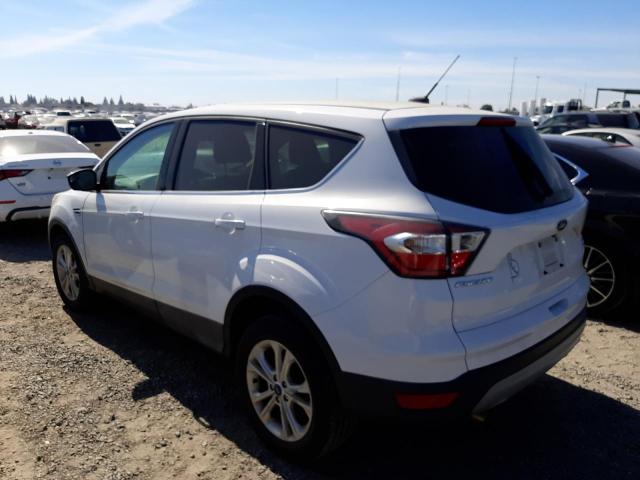 Photo 3 from auction – 2017 FORD ESCAPE SE with VIN 1FMCU0GD5HUB53712