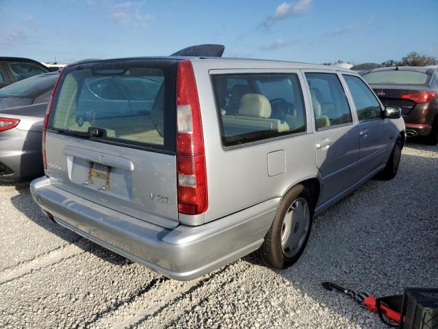 Photo 4 from auction – 1998 VOLVO V70 with VIN YV1LW5531W2365449