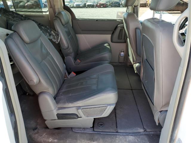 Photo 6 from auction – 2008 CHRYSLER TOWN & COU with VIN 2A8HR54P08R763028