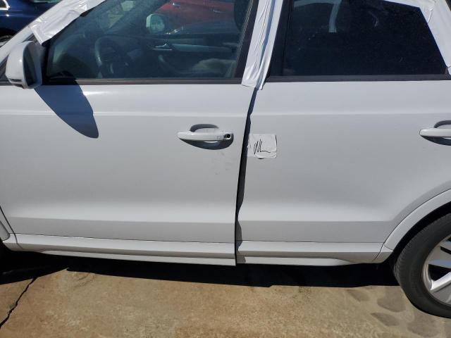 Photo 9 from auction – 2018 AUDI Q3 PREMIUM with VIN WA1ECCFS3JR005580