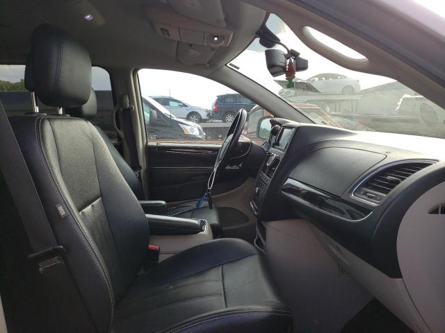 Photo 5 from auction – 2013 CHRYSLER TOWN & COU with VIN 2C4RC1CG3DR778284