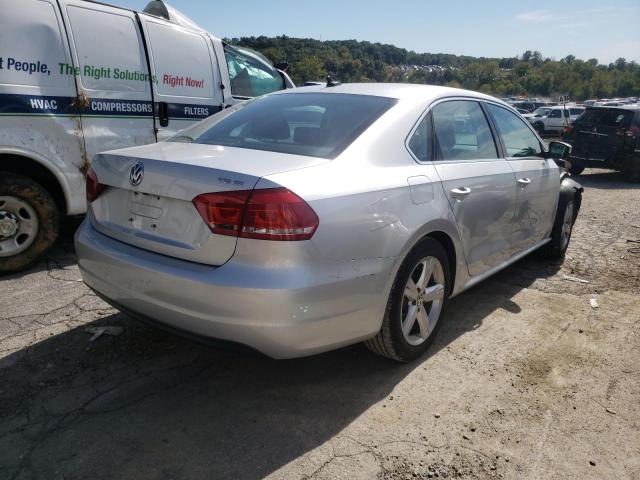 Photo 4 from auction – 2014 VOLKSWAGEN PASSAT SE with VIN 1VWBT7A33EC097909