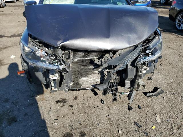 Photo 9 from auction – 2015 CHRYSLER 200 LIMITE with VIN 1C3CCCAB4FN589947