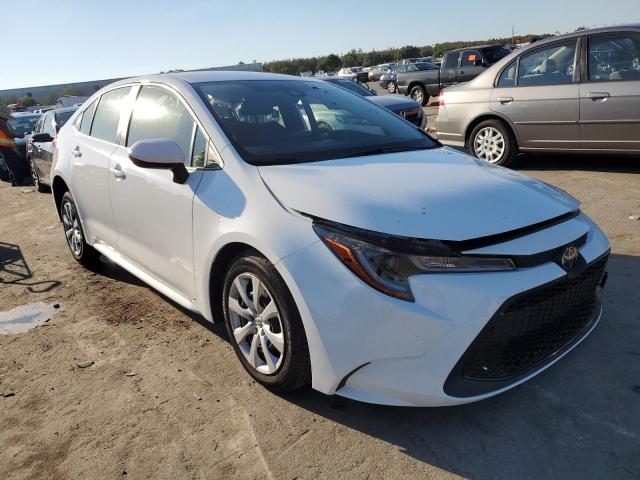 TOYOTA COROLLA LE 2022 with VIN JTDEPMAE2N3024809 - Photo from auction