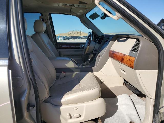 Photo 5 from auction – 2004 LINCOLN NAVIGATOR with VIN 5LMFU27R54LJ03359