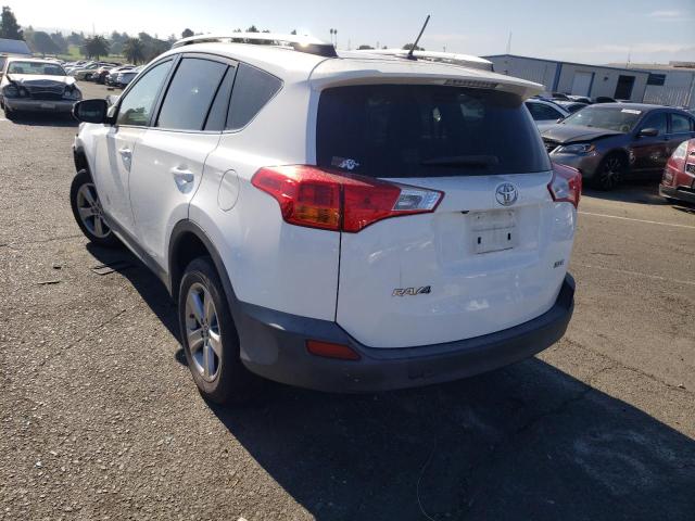 Photo 3 from auction – 2015 TOYOTA RAV4 XLE with VIN 2T3WFREV6FW148045