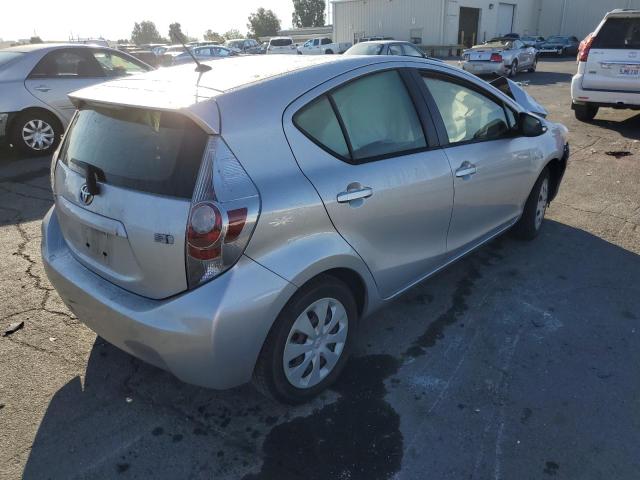 Photo 4 from auction – 2013 TOYOTA PRIUS C with VIN JTDKDTB34D1542045