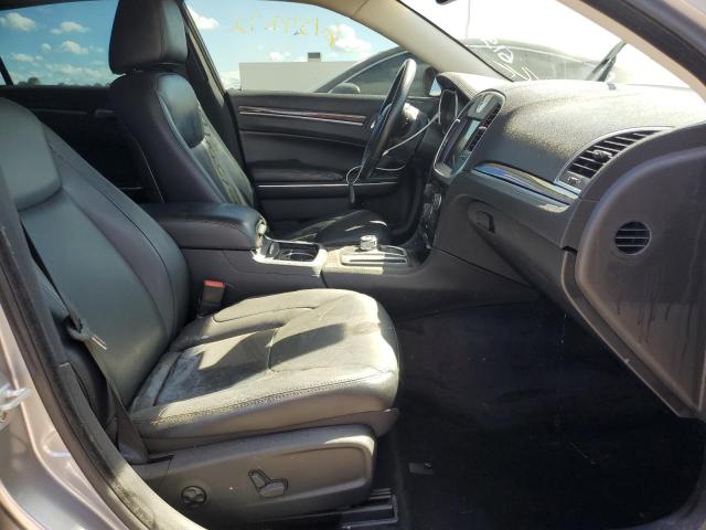 Photo 5 from auction – 2015 CHRYSLER 300 LIMITE with VIN 2C3CCARG9FH736549