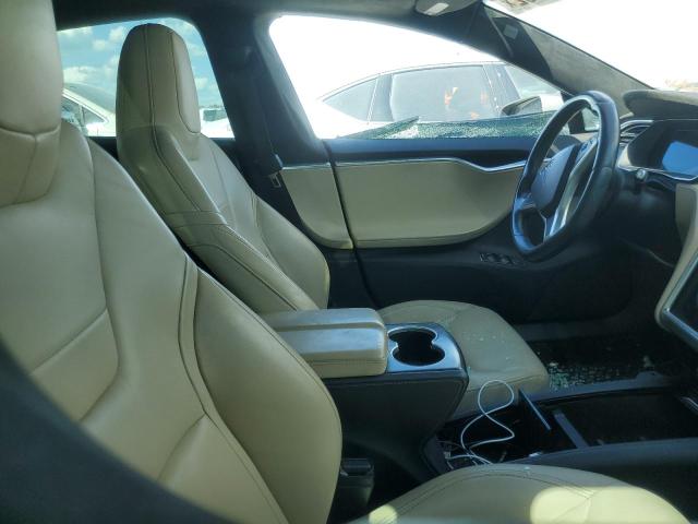 Photo 5 from auction – 2015 TESLA MODEL S P8 with VIN 5YJSA1H47FF086923