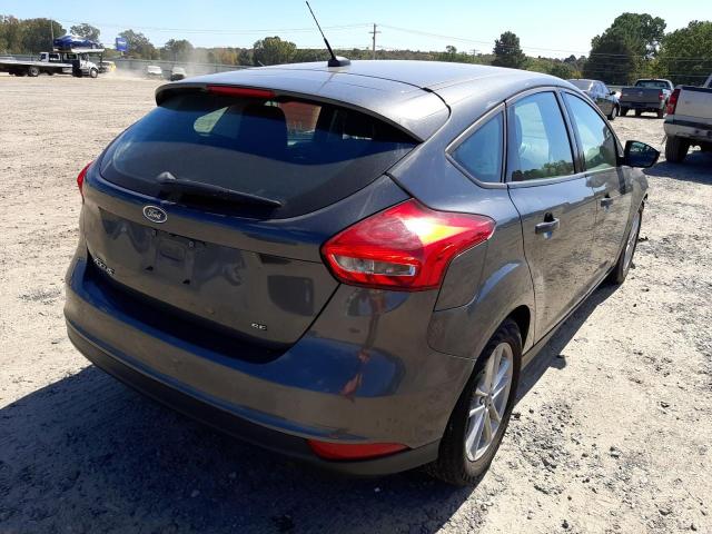 Zdjęcie 4 z aukcji – 2017 FORD FOCUS SE z VIN 1FADP3K25HL270838