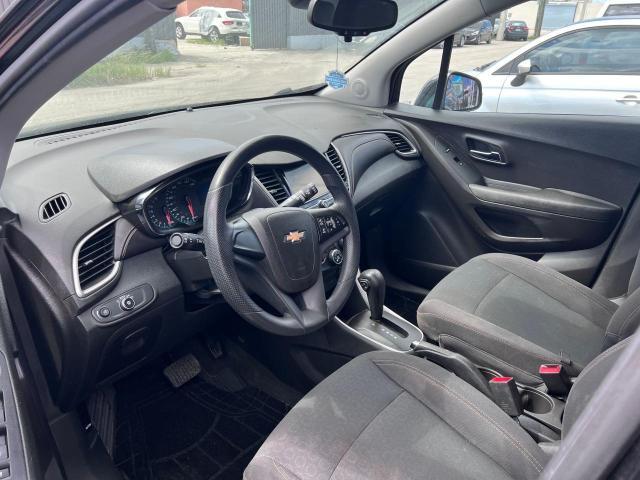 Photo 5 from auction – 2018 CHEVROLET TRAX LS with VIN 3GNCJKSB1JL269561