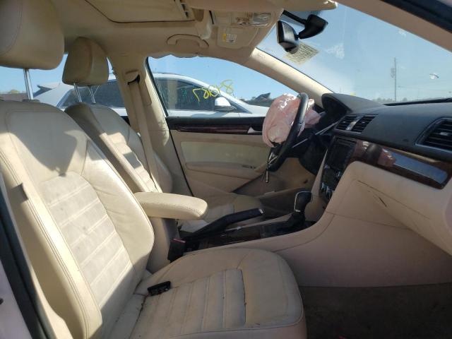 Photo 5 from auction – 2012 VOLKSWAGEN PASSAT SEL with VIN 1VWCN7A35CC055009