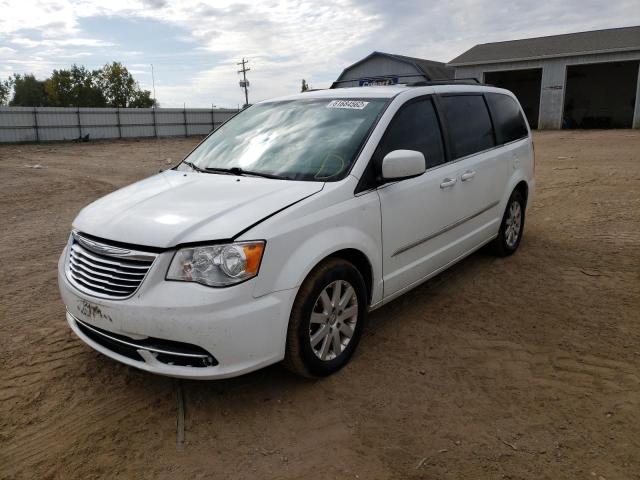 Photo 2 from auction – 2015 CHRYSLER TOWN & COU with VIN 2C4RC1BG0FR645048
