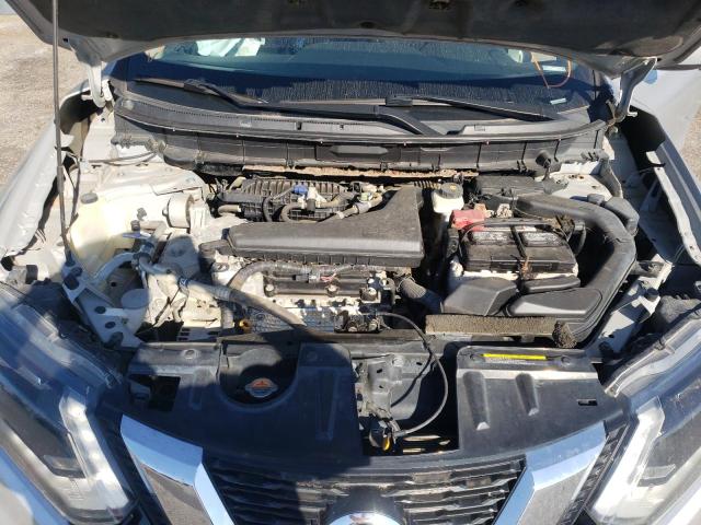 Photo 7 from auction – 2017 NISSAN ROGUE S with VIN 5N1AT2MT5HC782152