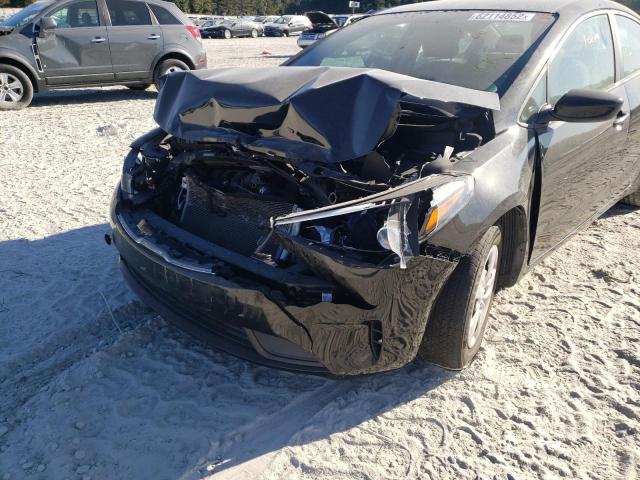 Photo 9 from auction – 2017 KIA FORTE LX with VIN 3KPFK4A73HE024836