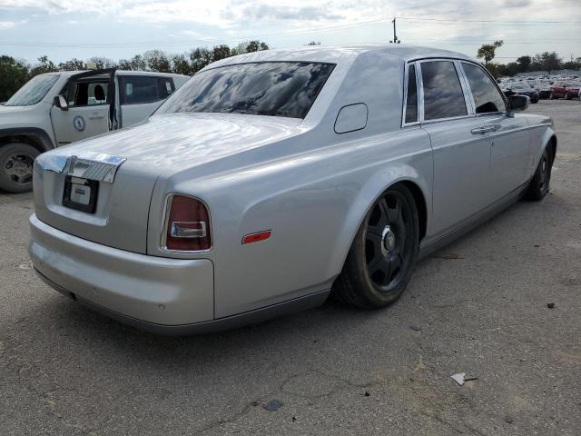 Photo 4 from auction – 2004 ROLLS-ROYCE PHANTOM with VIN SCA1S684X4UX07055