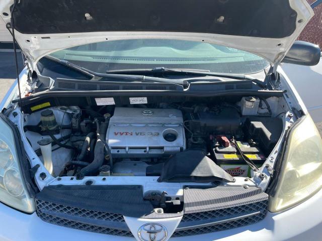 Photo 7 from auction – 2004 TOYOTA SIENNA CE with VIN 5TDZA23C25S311293