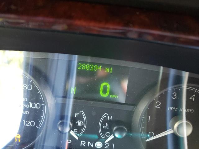 Photo 8 from auction – 2011 LINCOLN TOWN CAR S with VIN 2LNBL8CV7BX764093