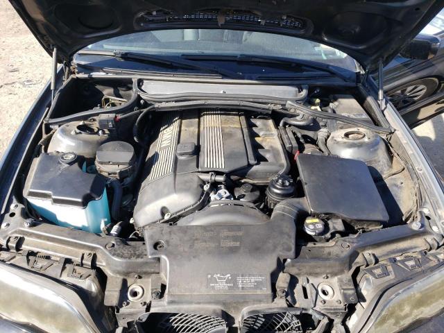 Photo 7 from auction – 2004 BMW 325 XI with VIN WBAEU33464PR10708