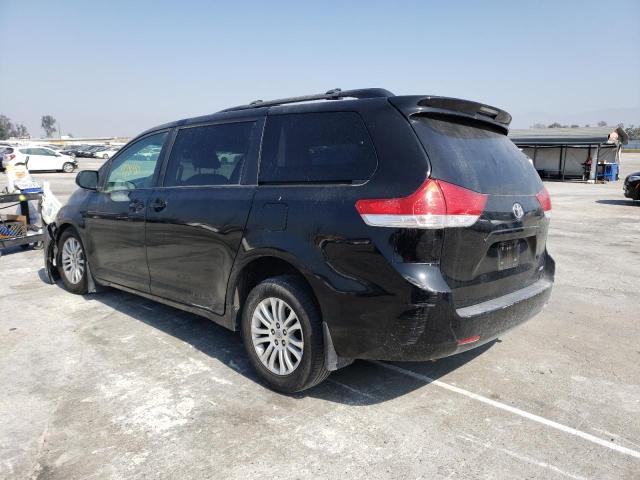 Photo 3 from auction – 2014 TOYOTA SIENNA XLE with VIN 5TDYK3DC3ES448983