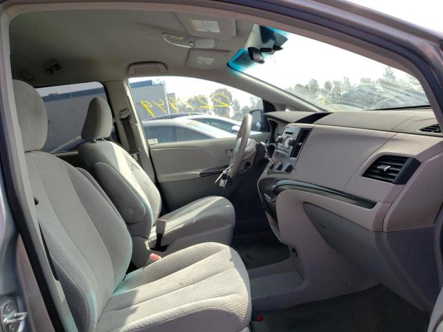 Photo 5 from auction – 2011 TOYOTA SIENNA BAS with VIN 5TDKA3DC0BS008661