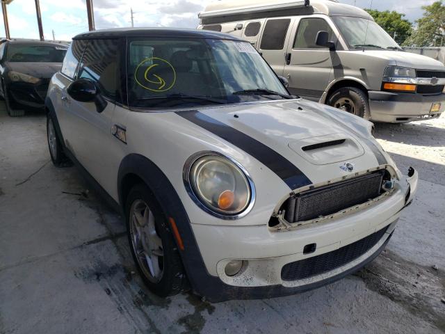 MINI COOPER S 2008 with VIN WMWMF73598TV32113 - Photo from auction