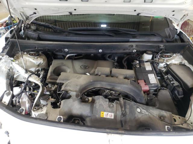 Photo 7 from auction – 2019 TOYOTA RAV4 LE with VIN 2T3F1RFV3KC045996