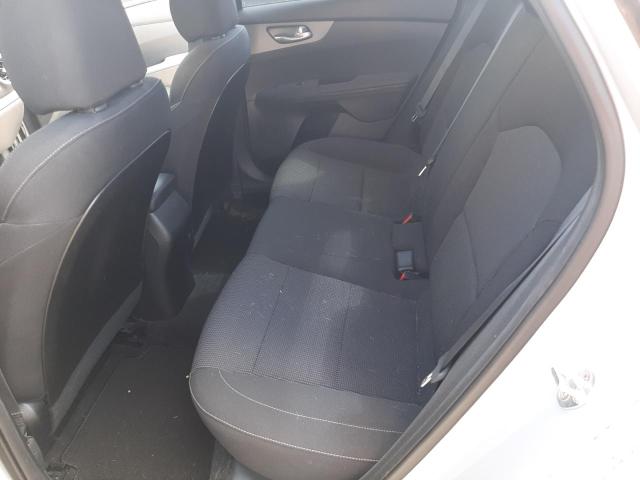 Photo 6 from auction – 2019 KIA FORTE FE with VIN 3KPF24AD5KE045622