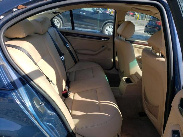 Photo 6 from auction – 2005 BMW 325 IS SUL with VIN WBAAZ33445KW76308