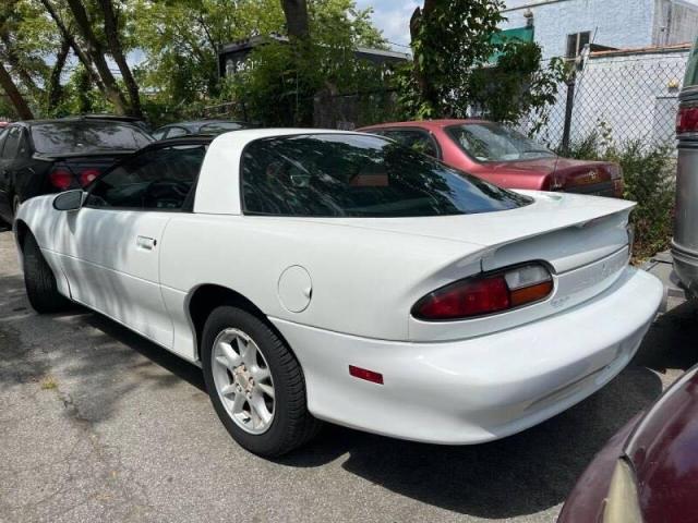 Photo 3 from auction – 2000 CHEVROLET CAMARO with VIN 2G1FP22K3Y2173188