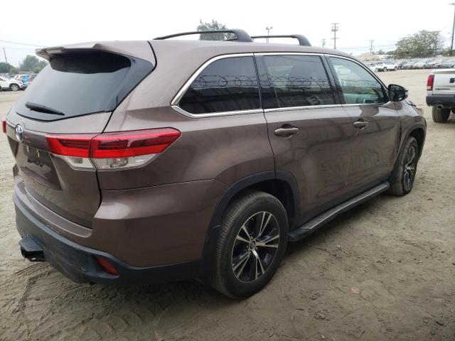 Photo 4 from auction – 2019 TOYOTA HIGHLANDER with VIN 5TDZZRFH4KS311865
