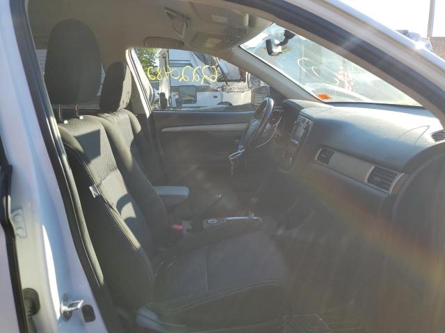Photo 5 from auction – 2016 MITSUBISHI OUTLANDER with VIN JA4AZ3A37GZ010402