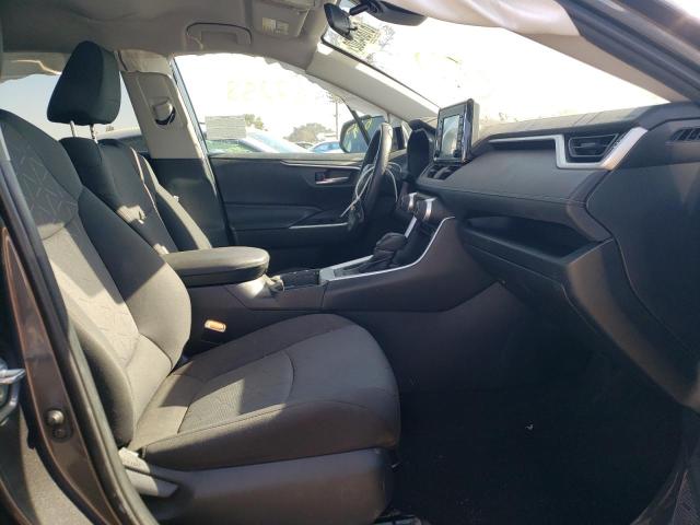 Photo 5 from auction – 2020 TOYOTA RAV4 XLE with VIN 2T3W1RFVXLC045480