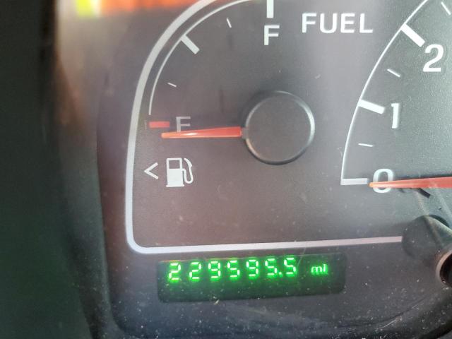 Photo 8 from auction – 2002 FORD WINDSTAR S with VIN 2FMZA52492BB08812