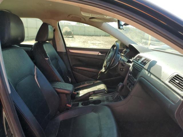 Photo 5 from auction – 2015 VOLKSWAGEN PASSAT S with VIN 1VWAS7A3XFC086406