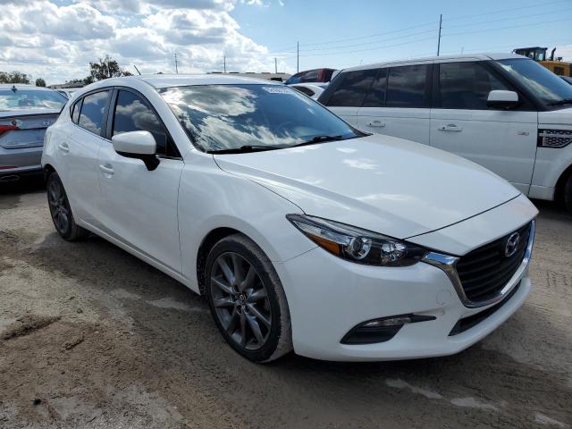 MAZDA 3 TOURING 2018 with VIN 3MZBN1L36JM192770 - Photo from auction