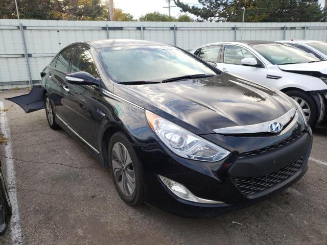 HYUNDAI SONATA HYB 2015 with VIN KMHEC4A46FA132104 - Photo from auction
