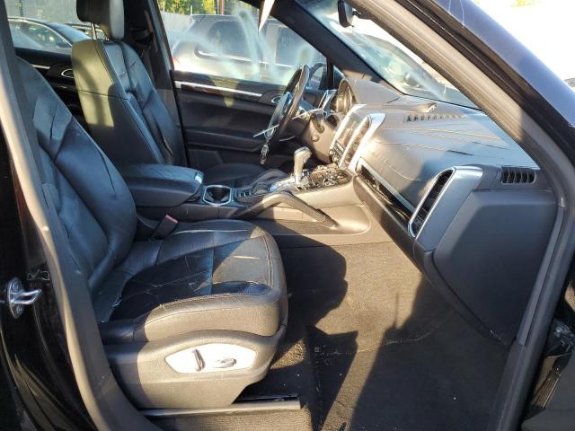 Photo 5 from auction – 2013 PORSCHE CAYENNE with VIN WP1AA2A26DLA06885