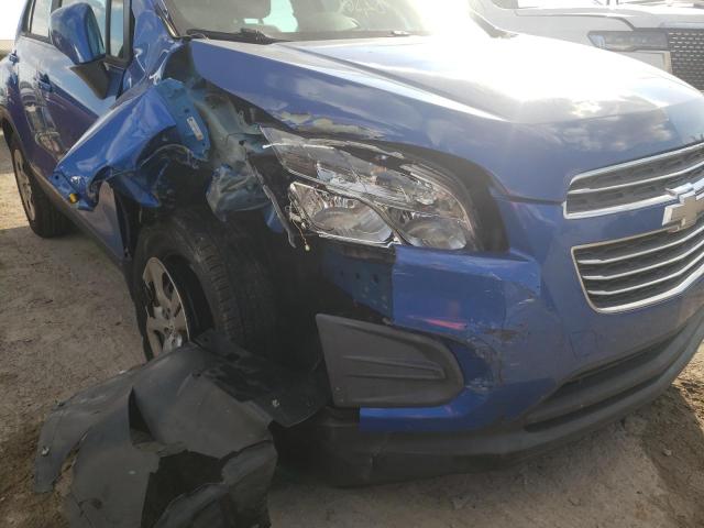 Photo 9 from auction – 2015 CHEVROLET TRAX LS with VIN KL7CJKSB2FB120252
