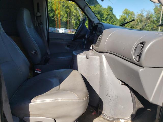 Photo 5 from auction – 2005 FORD ECONOLINE with VIN 1FTNE24W75HB47734