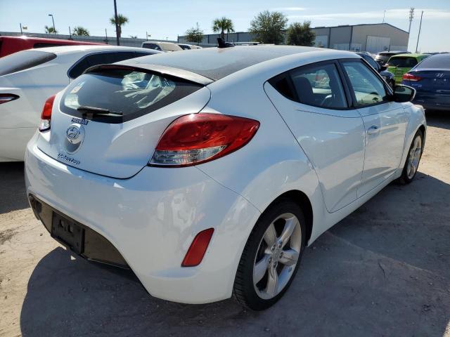 Photo 4 from auction – 2014 HYUNDAI VELOSTER with VIN KMHTC6AD5EU217693