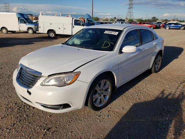 Photo 2 from auction – 2013 CHRYSLER 200 LX with VIN 1C3CCBABXDN642030